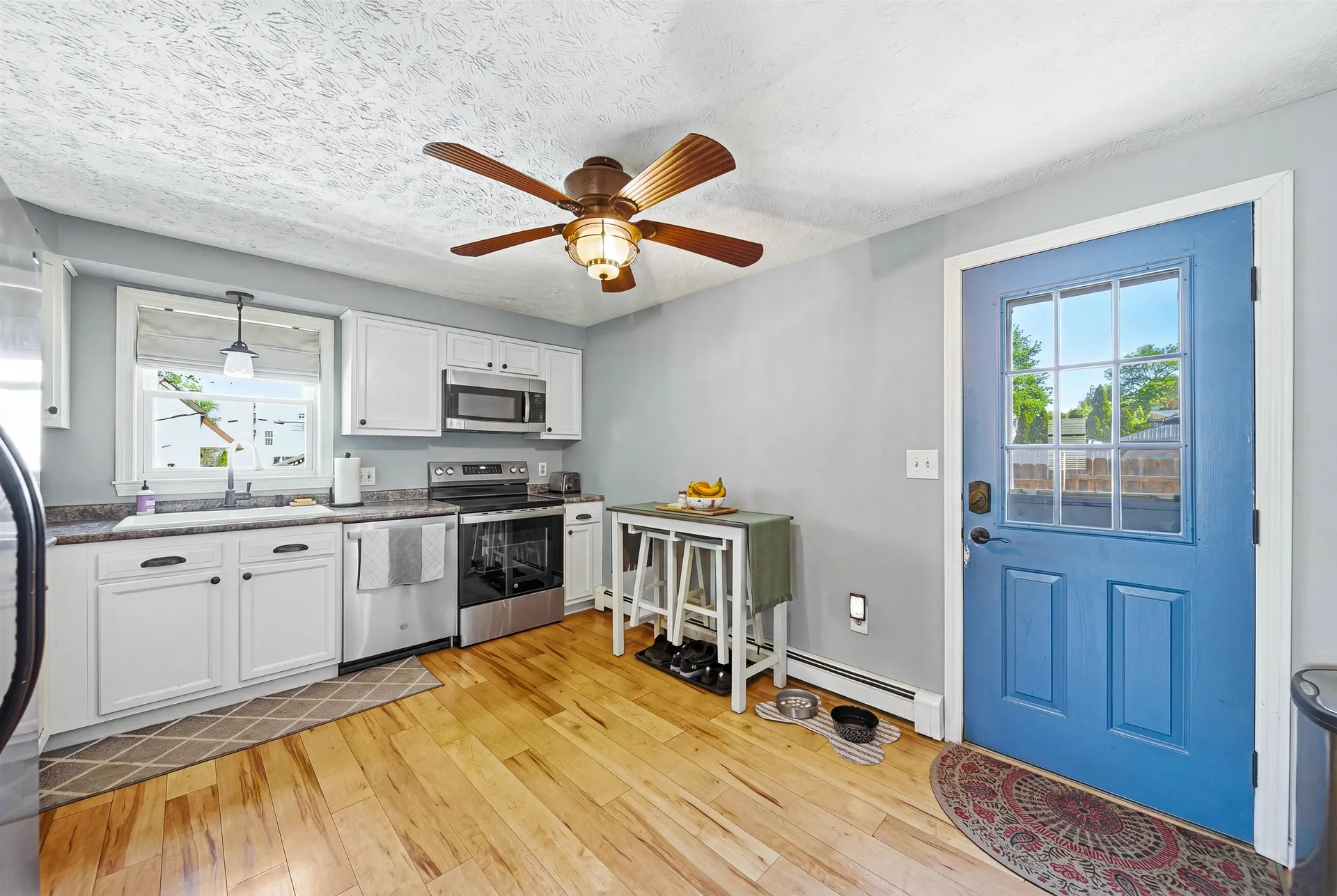 594 Dix Street Manchester NH 03103
