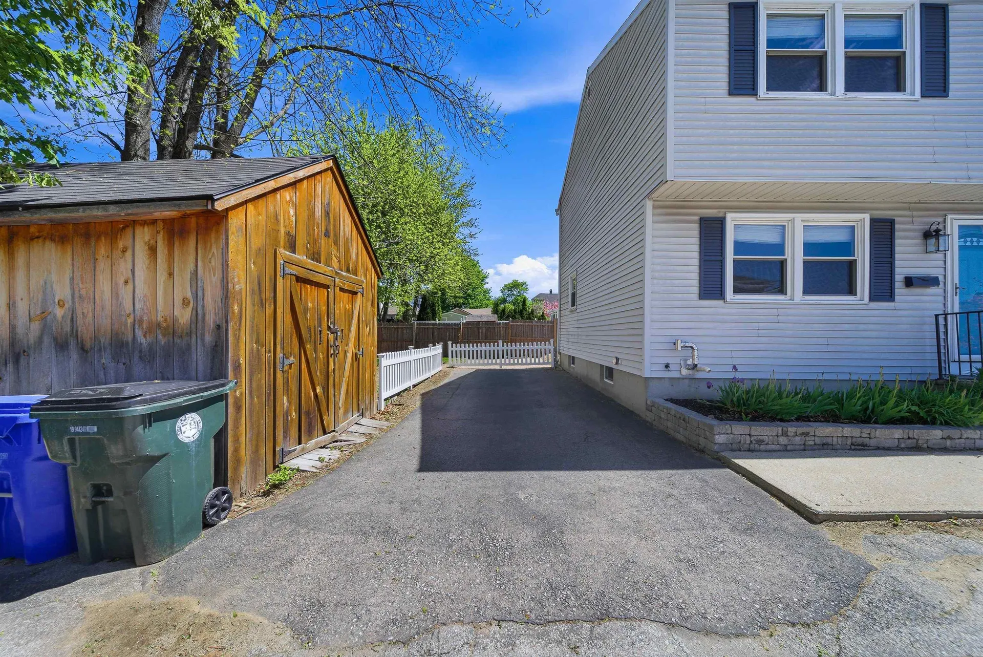 594 Dix Street Manchester NH 03103