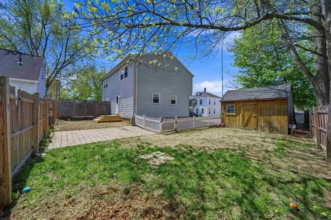 594 Dix Street Manchester NH 03103
