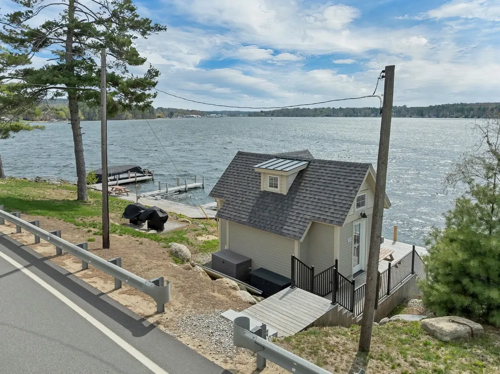 109 Weirs Boulevard Laconia NH 03246