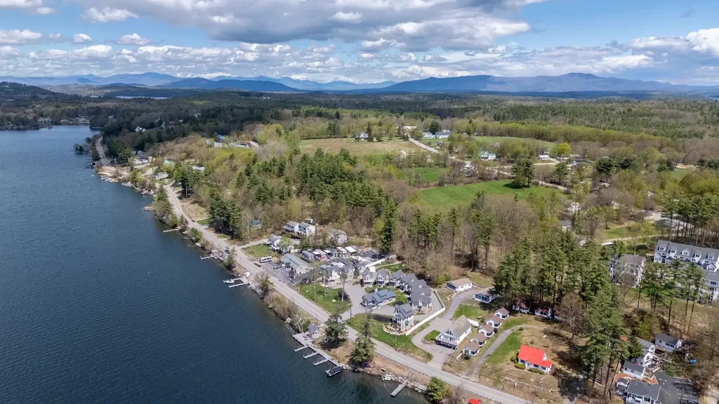 109 Weirs Boulevard Laconia NH 03246