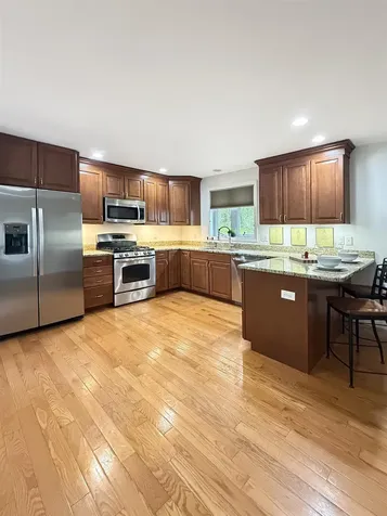 87 Pilgrim Circle Hampstead NH 03826