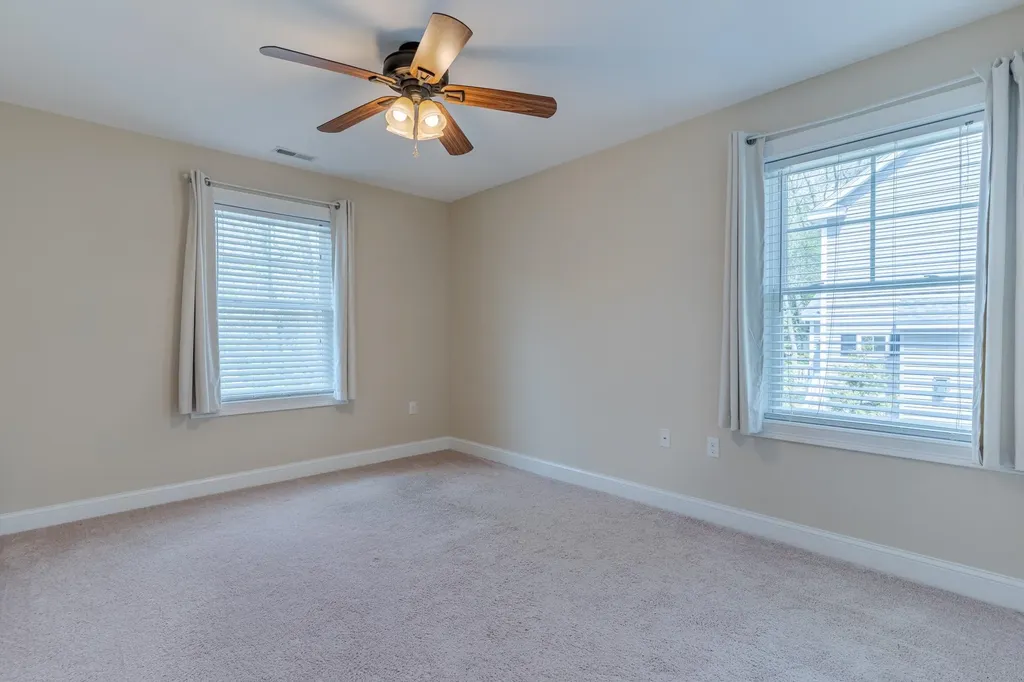 196 Dallaire Street Manchester NH 03104