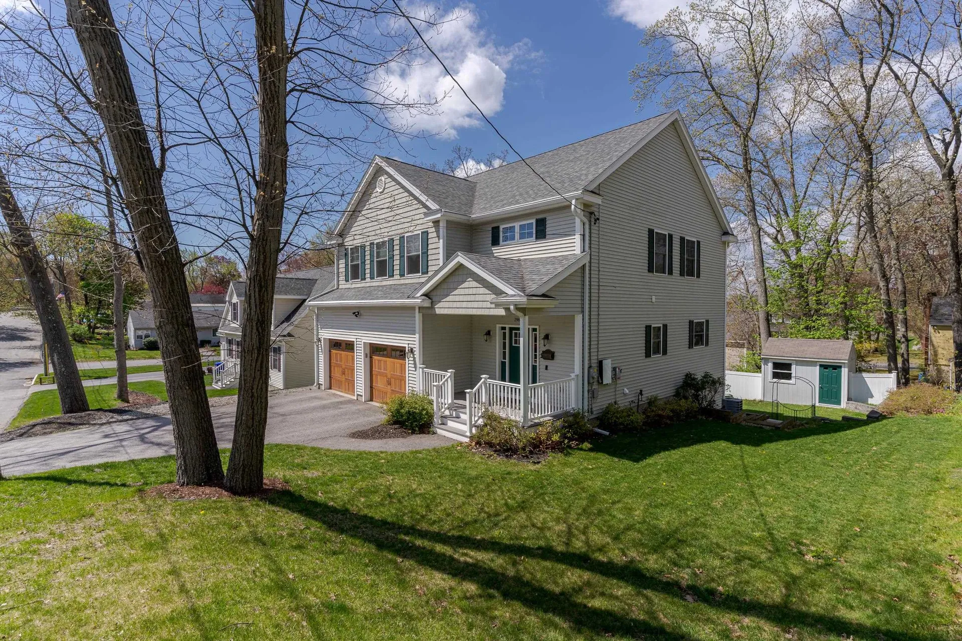 196 Dallaire Street Manchester NH 03104
