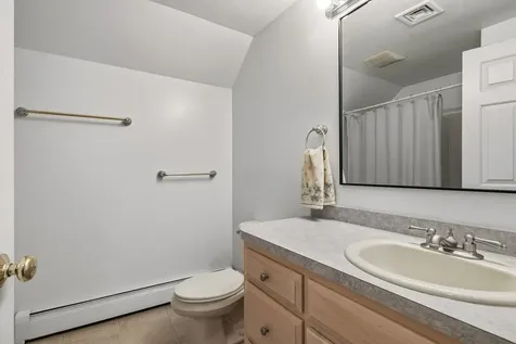 9 Homestead Lane Brentwood NH 03833