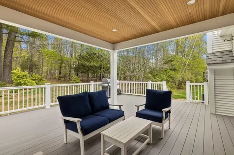 9 Homestead Lane Brentwood NH 03833