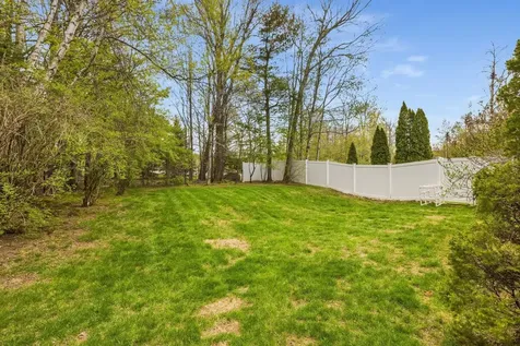 9 Homestead Lane Brentwood NH 03833