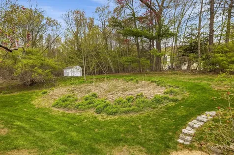 9 Homestead Lane Brentwood NH 03833