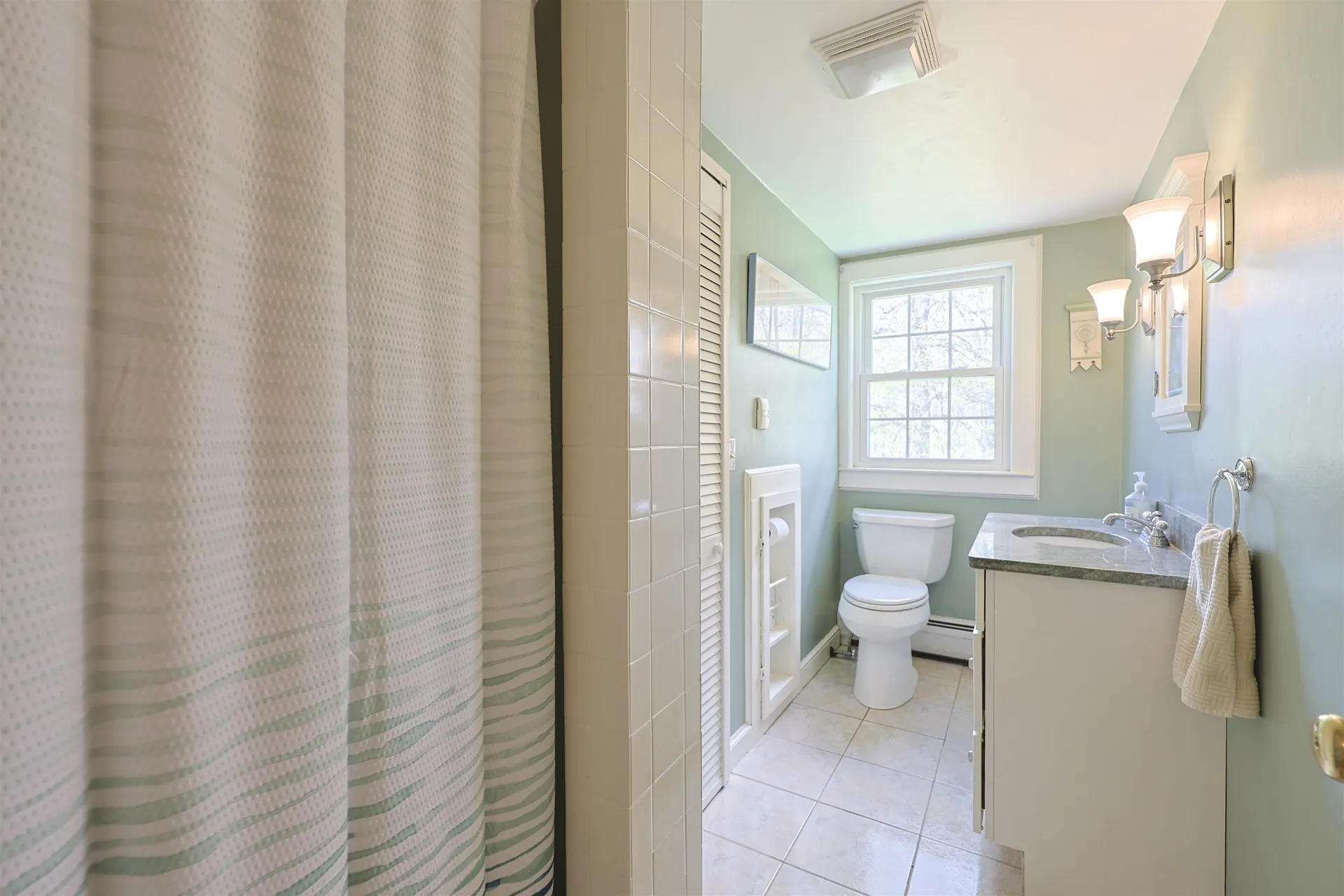 95 Kingston Road Exeter NH 03833