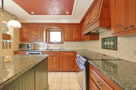 95 Kingston Road Exeter NH 03833