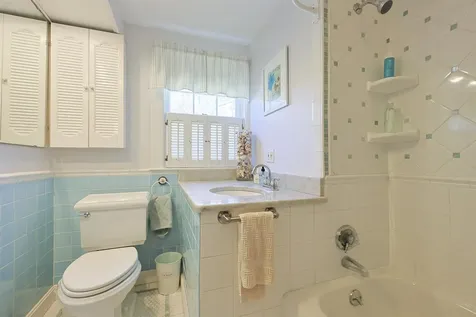 95 Kingston Road Exeter NH 03833