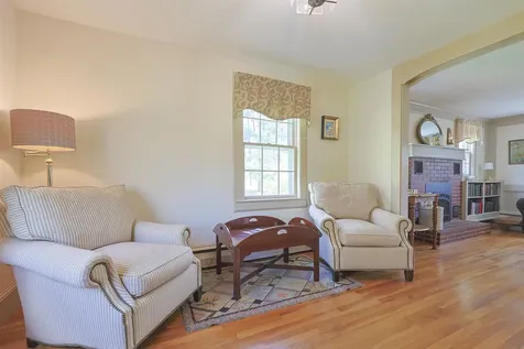 95 Kingston Road Exeter NH 03833