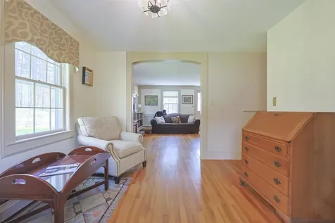 95 Kingston Road Exeter NH 03833