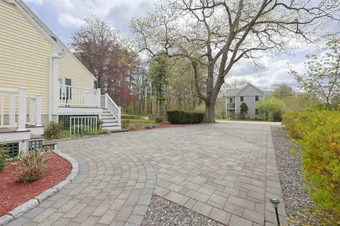 95 Kingston Road Exeter NH 03833