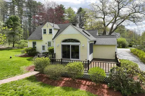 95 Kingston Road Exeter NH 03833