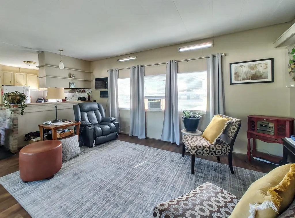 6 So Dewberry Lane Rochester NH 03867