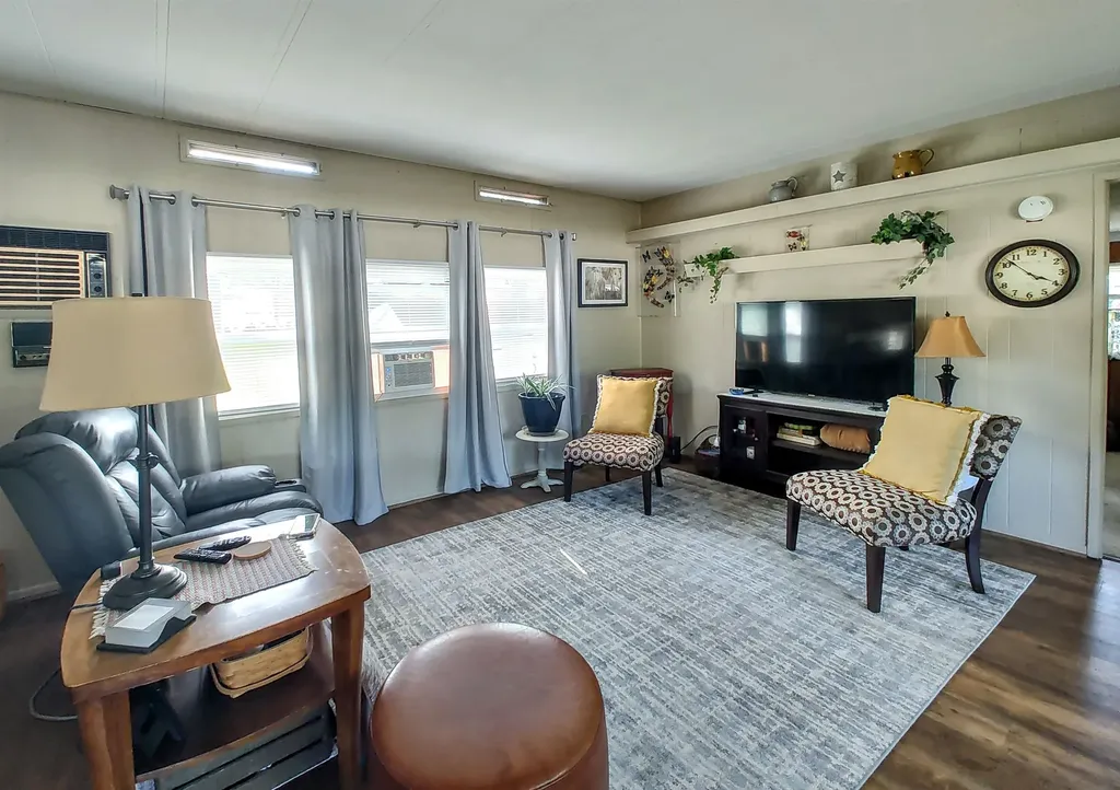 6 So Dewberry Lane Rochester NH 03867