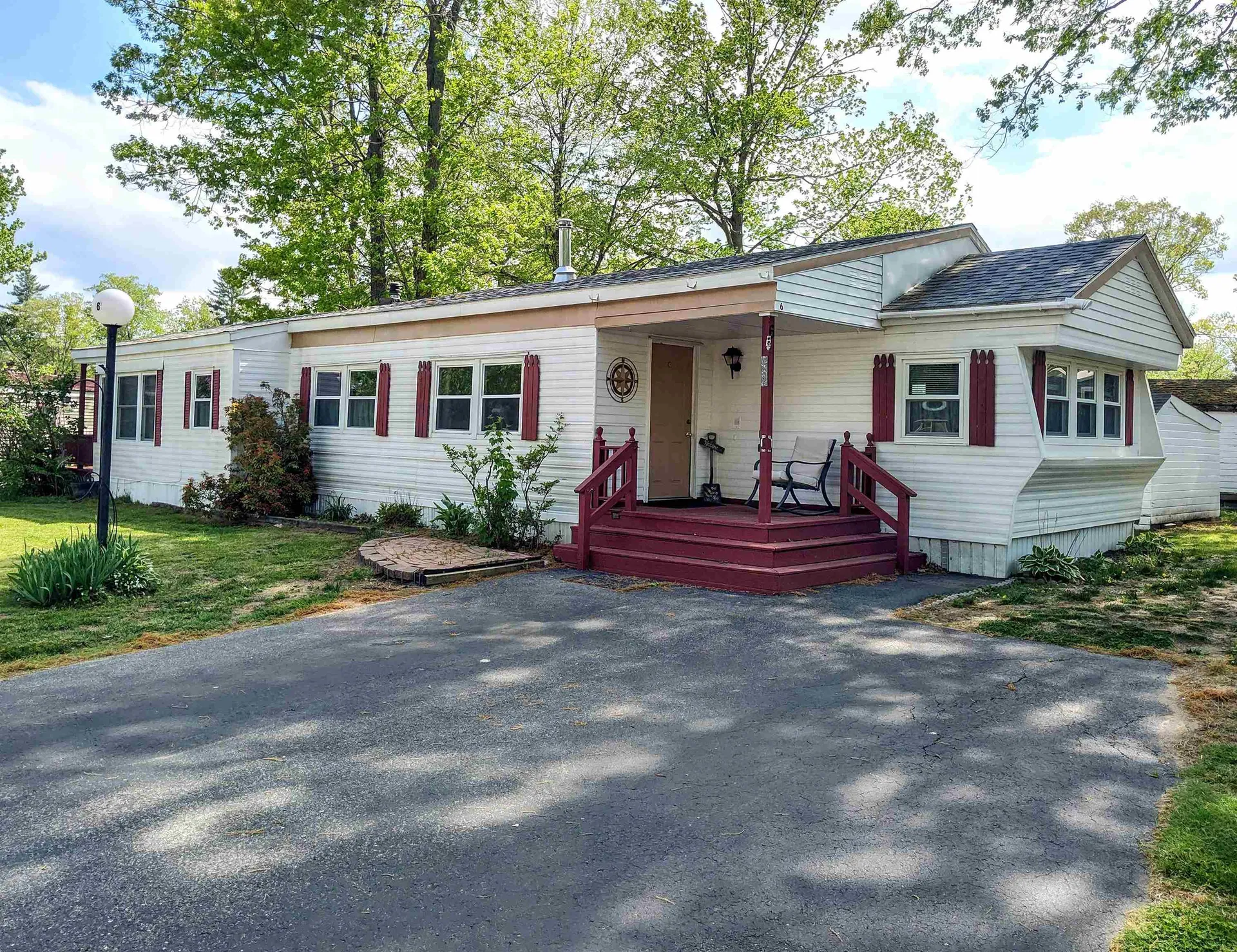 6 So Dewberry Lane Rochester NH 03867