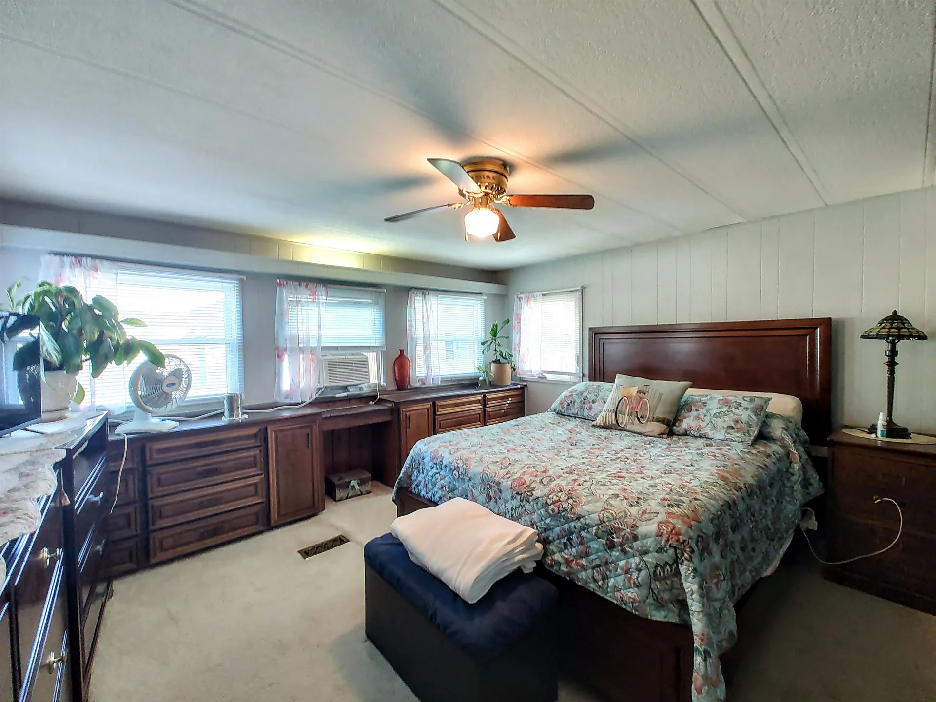 6 So Dewberry Lane Rochester NH 03867