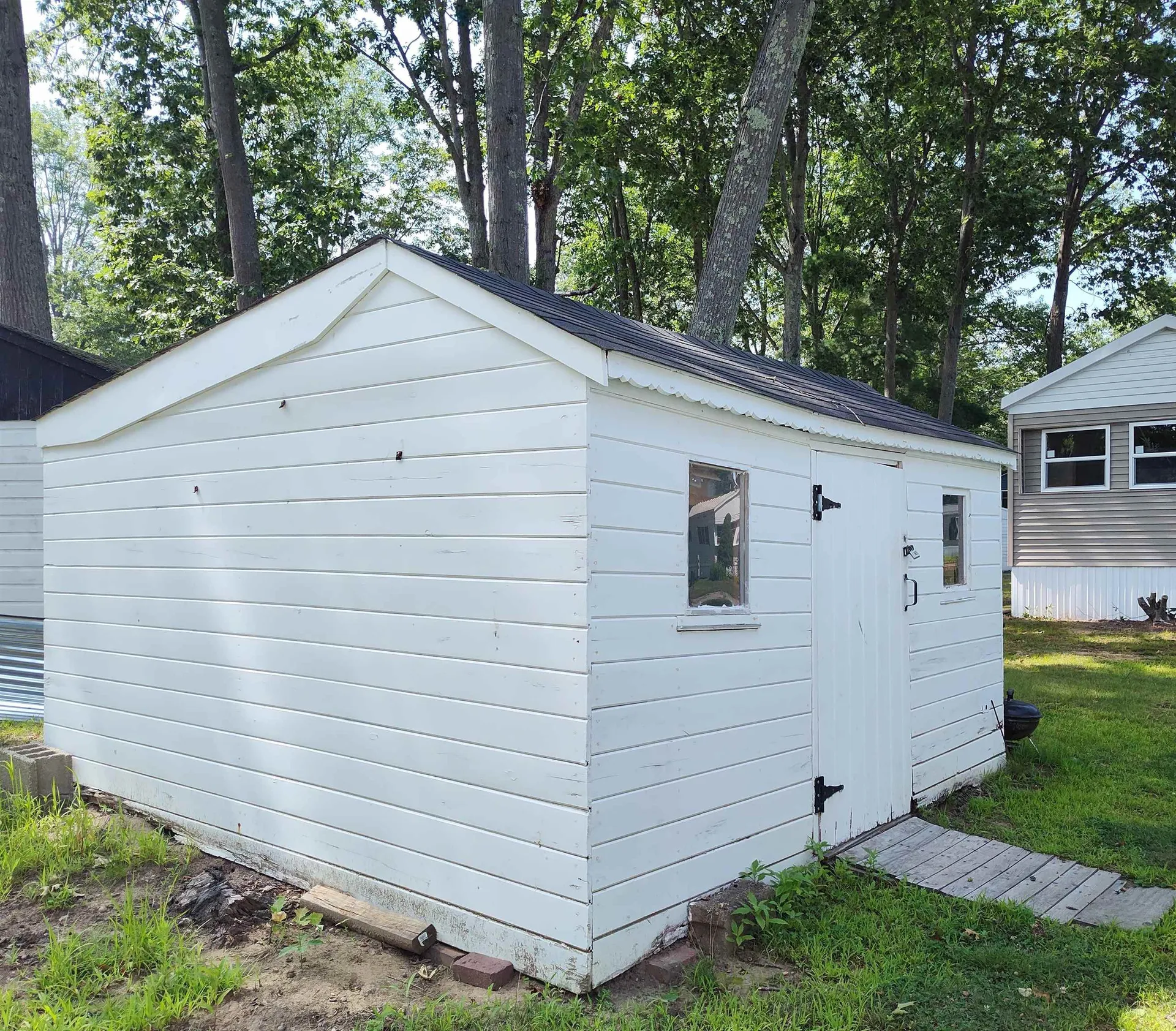 6 So Dewberry Lane Rochester NH 03867