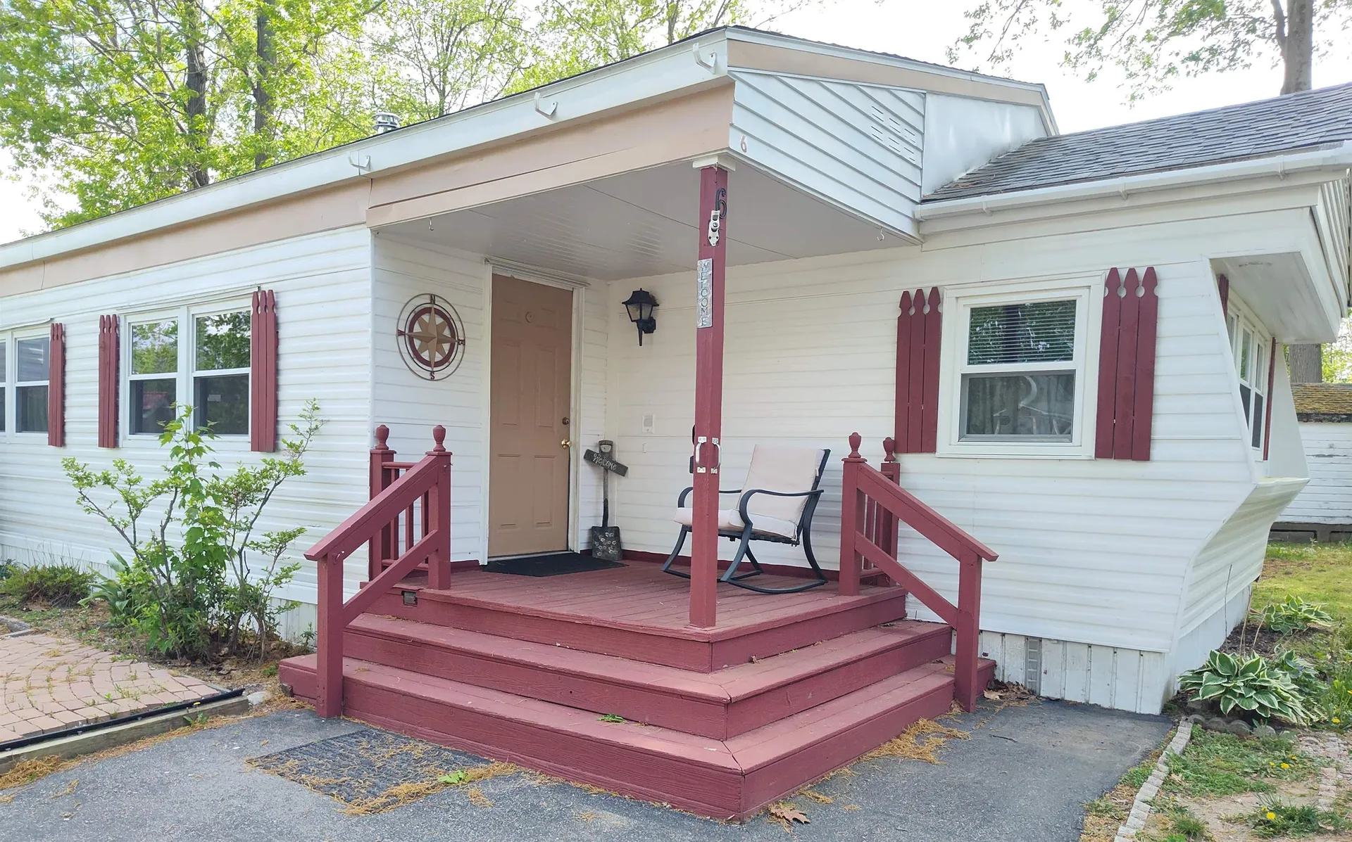 6 So Dewberry Lane Rochester NH 03867