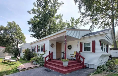 6 So Dewberry Lane Rochester NH 03867