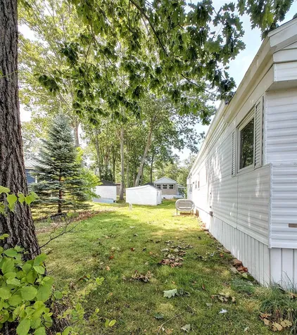 6 So Dewberry Lane Rochester NH 03867