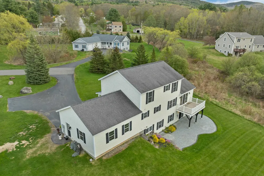 209 Belknap Mountain Road Gilford NH 03249