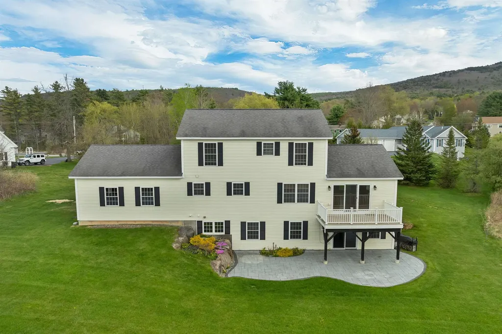 209 Belknap Mountain Road Gilford NH 03249