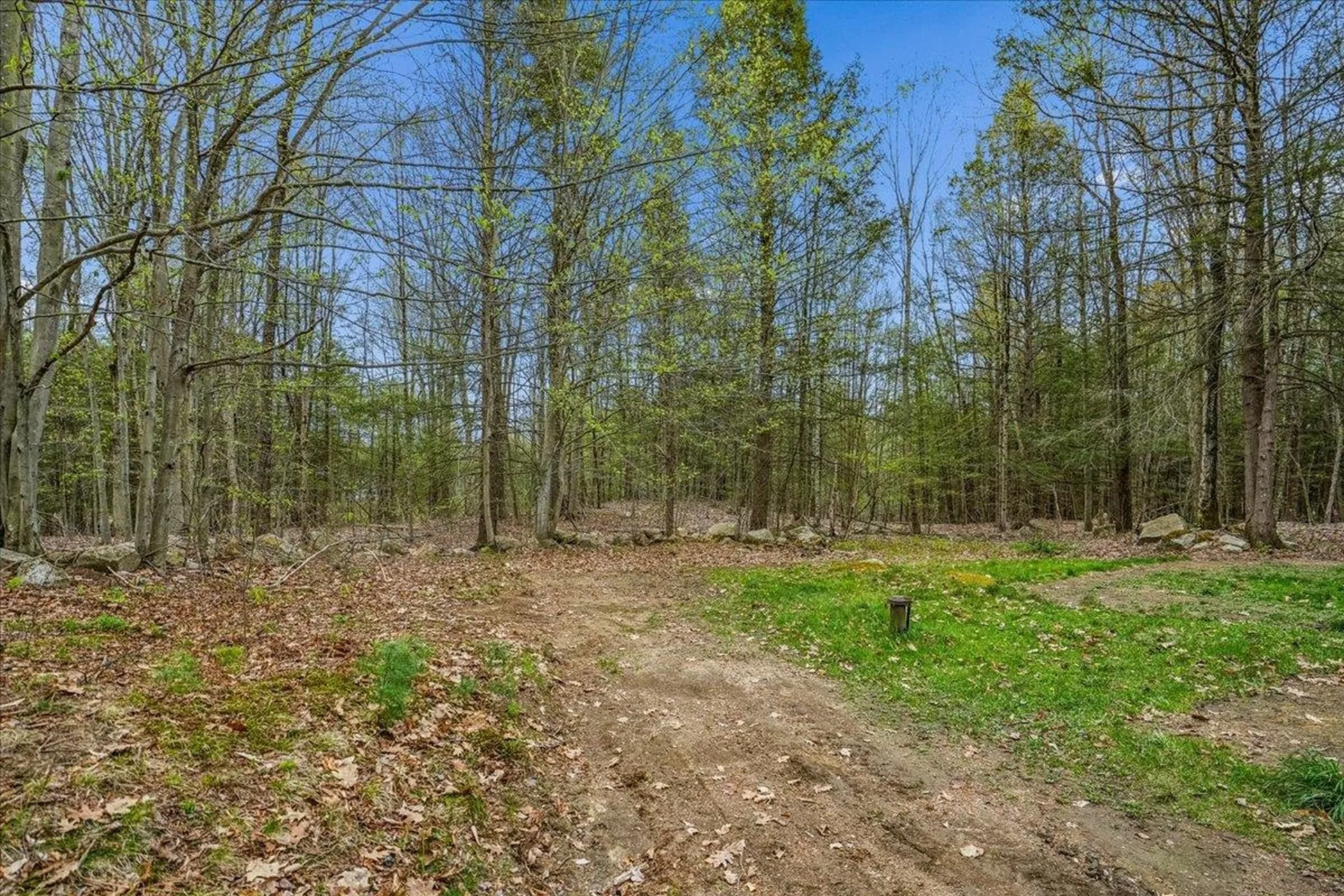 84 Horizon Lane Candia NH 03034