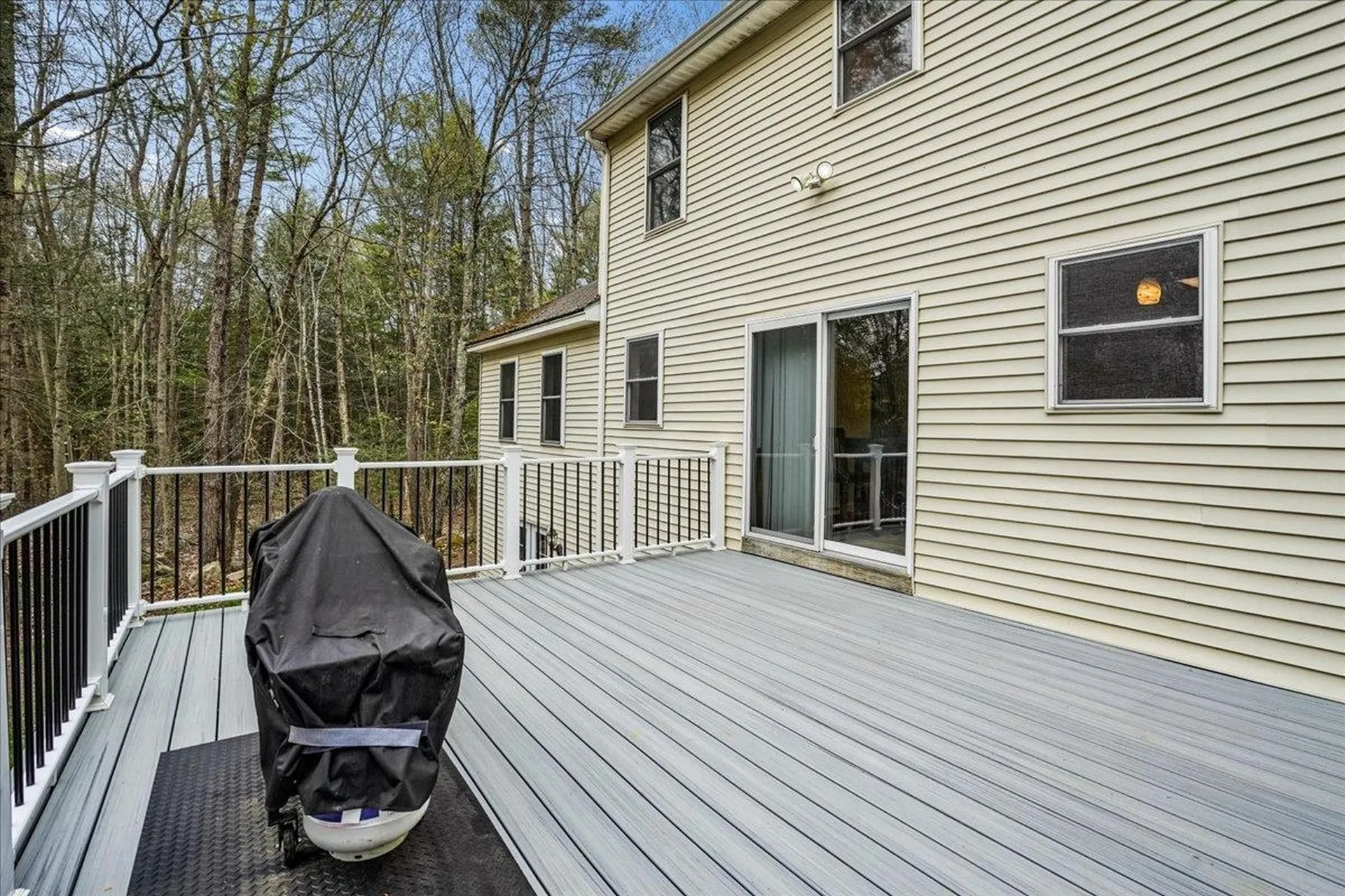 84 Horizon Lane Candia NH 03034