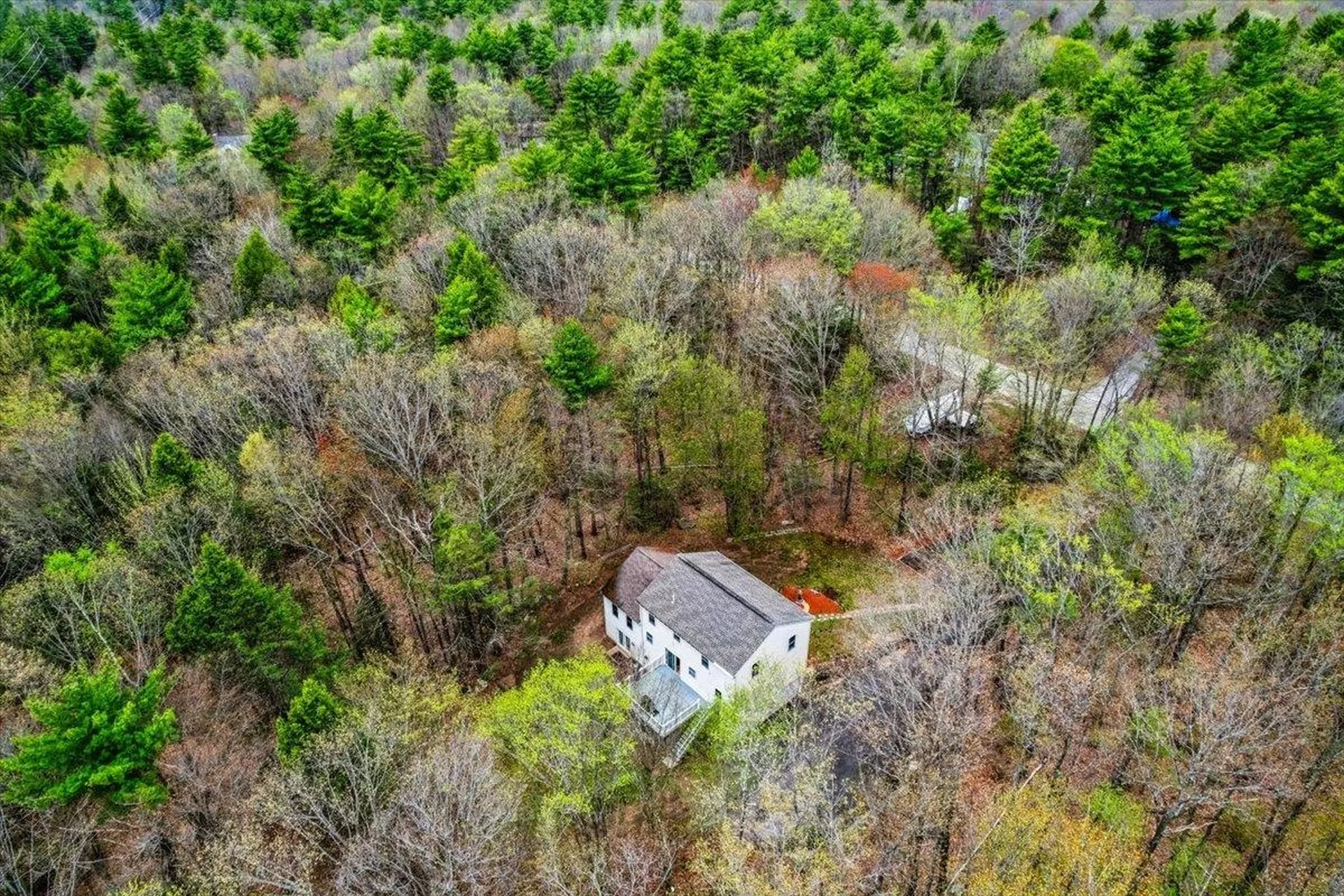 84 Horizon Lane Candia NH 03034