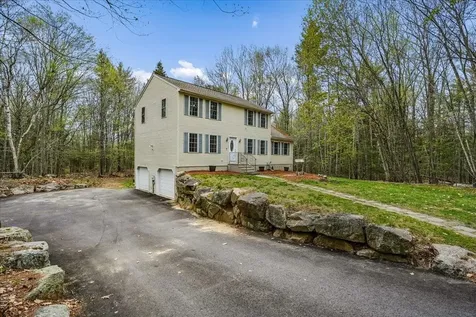 84 Horizon Lane Candia NH 03034