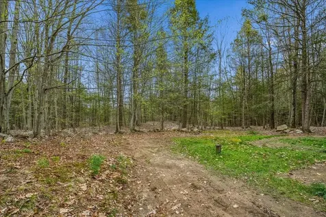 84 Horizon Lane Candia NH 03034
