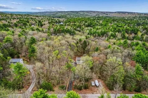 84 Horizon Lane Candia NH 03034