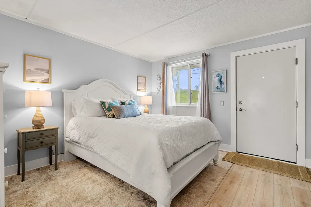 933 Ocean Boulevard Hampton NH 03842