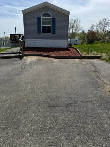 107 Sherwood Glen Somersworth NH 03878