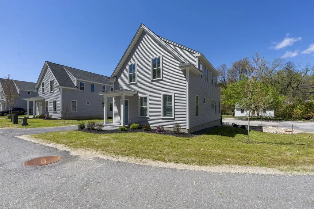 14 Woodmans Lane Peterborough NH 03458