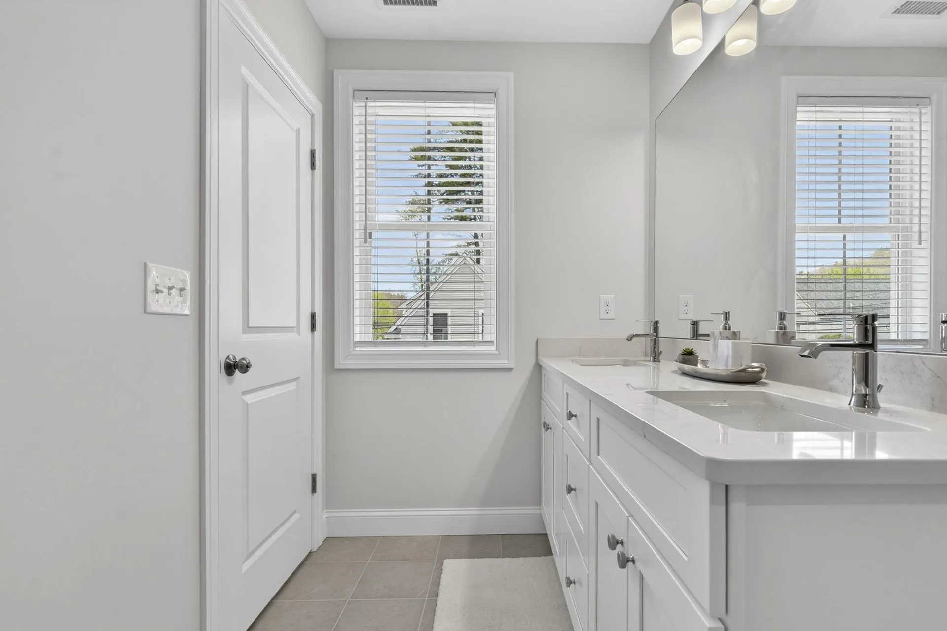 14 Woodmans Lane Peterborough NH 03458
