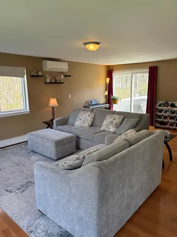 28 Doe Farm Lane Newmarket NH 03857
