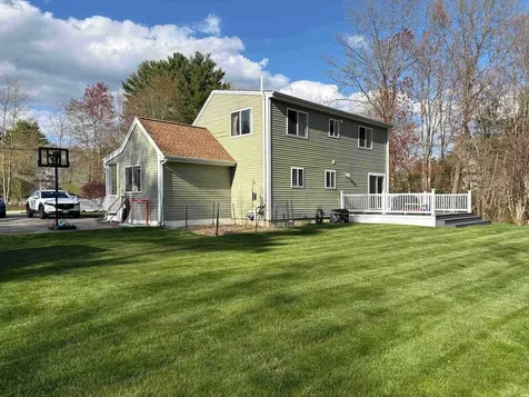 28 Doe Farm Lane Newmarket NH 03857
