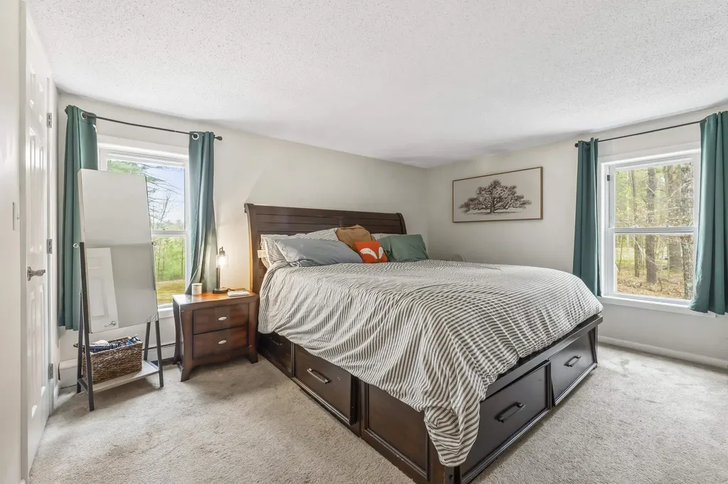 57 Newtown Plains Road Lee NH 03861