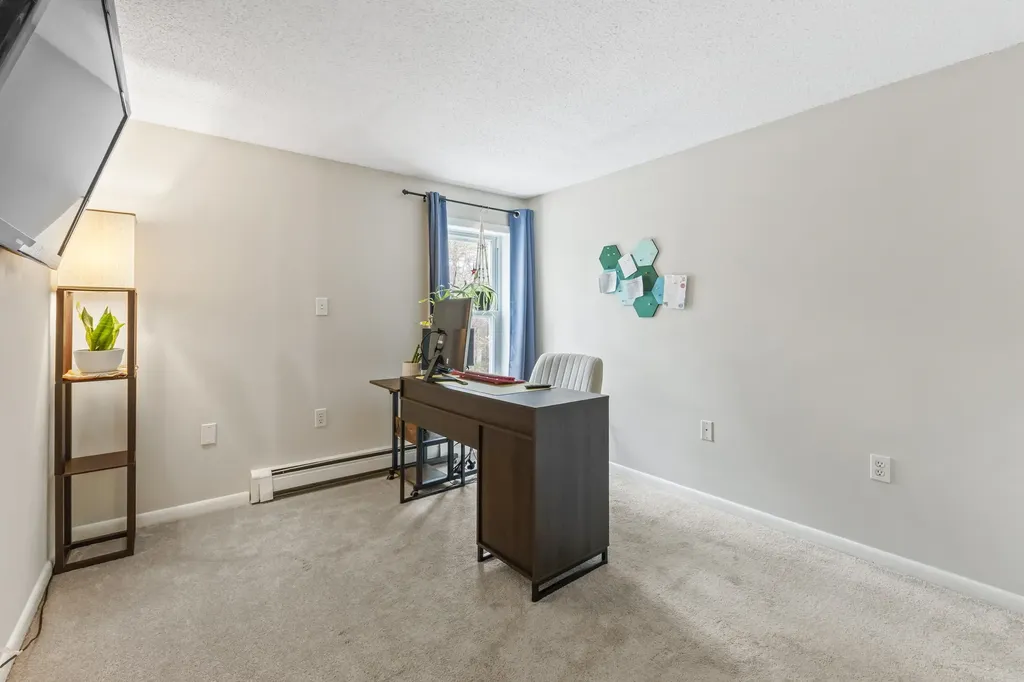57 Newtown Plains Road Lee NH 03861