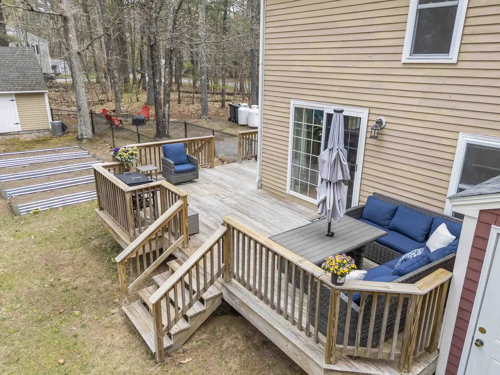 57 Newtown Plains Road Lee NH 03861