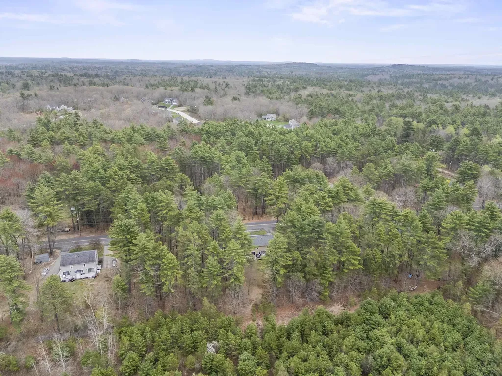 57 Newtown Plains Road Lee NH 03861