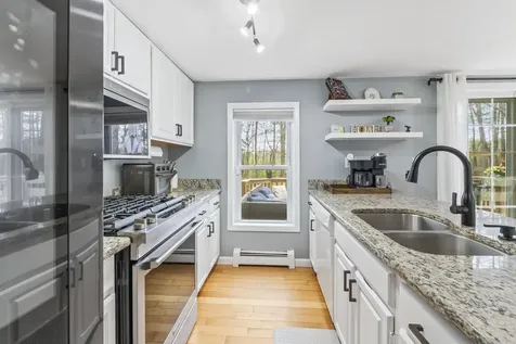 57 Newtown Plains Road Lee NH 03861