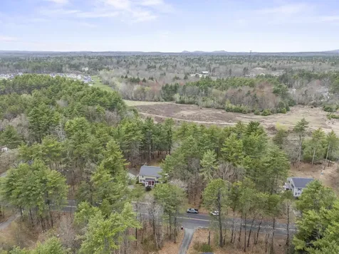 57 Newtown Plains Road Lee NH 03861