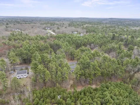 57 Newtown Plains Road Lee NH 03861