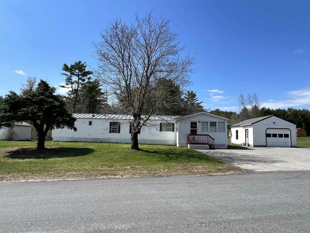 7 Spring Brook Road Newport NH 03773