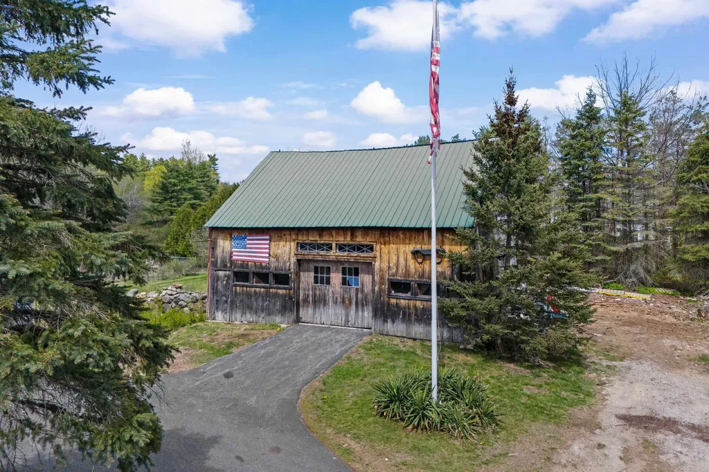 1407 South Stark Highway Weare NH 03281